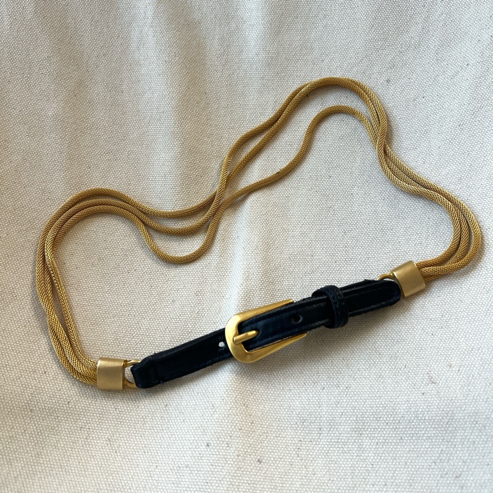 SOLD!
Chain Goldtone Belt Black Leather 29.5” Long Women’s Chain